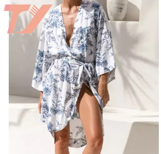 Bata Kimono corta para mujer, ropa de dormir con estampado Floral de seda, de verano, nueva