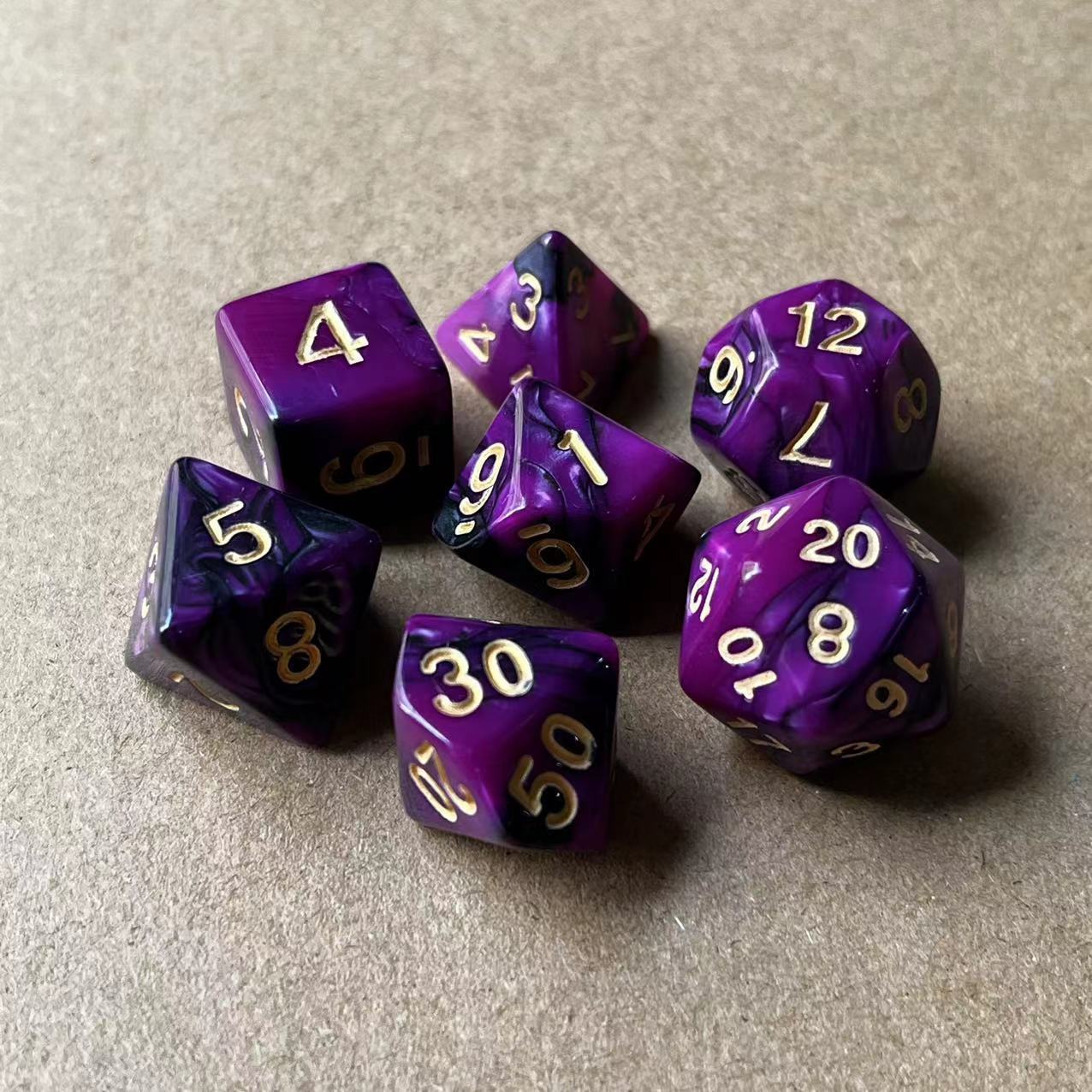 Violet noir