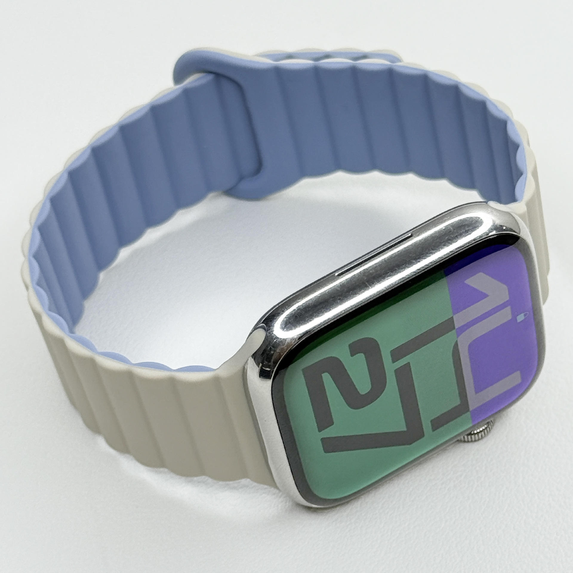 สีขาวแอนทีค, สีฟ้าหมอก