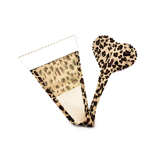 Dirección de fábrica Reutilizable Sin cintura Corazón Cola Autoadhesivo Sexy Estampado de leopardo Invisible C String Bragas para Strippers Party - Product Image 1
