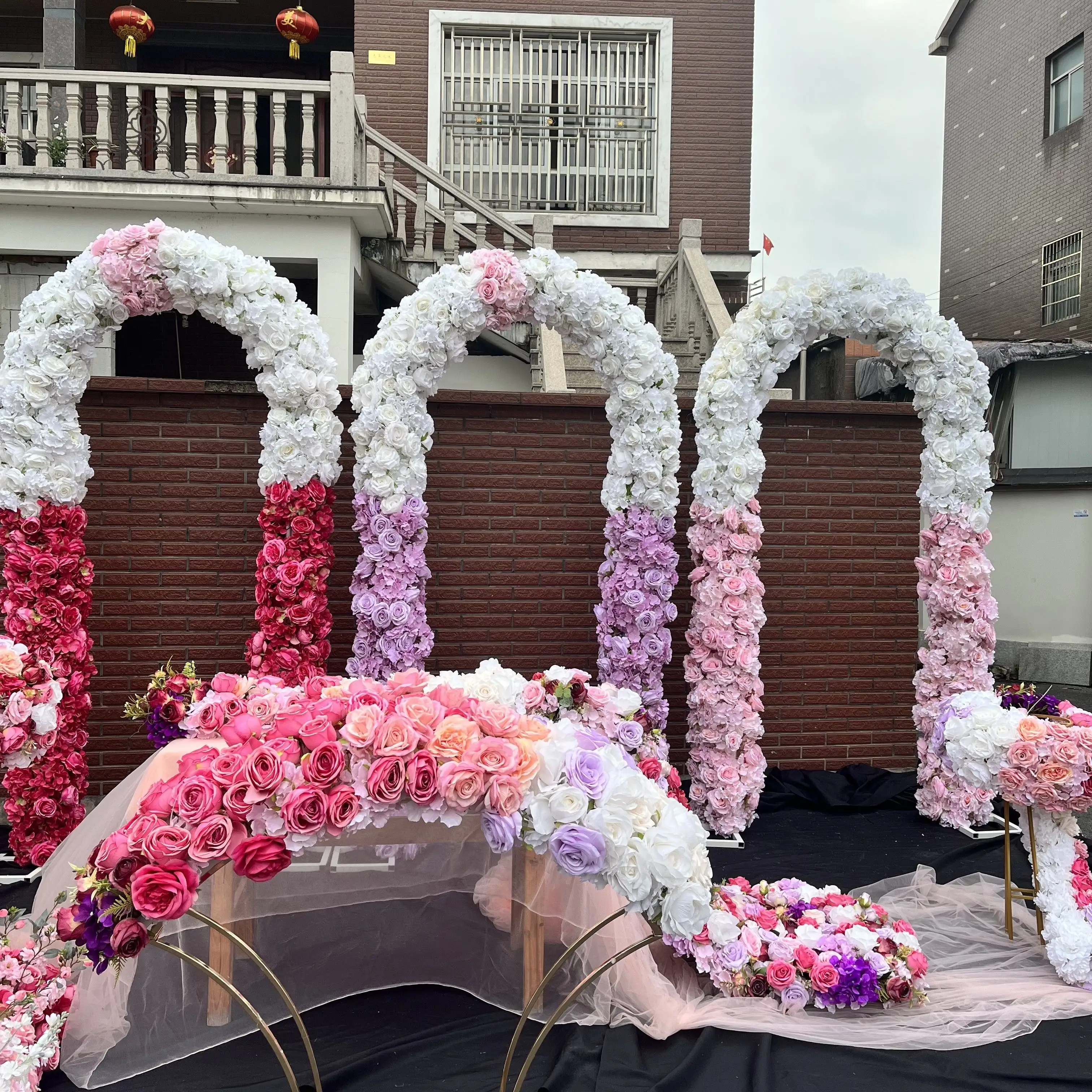 MIYI花の壁の背景テーブル花アーチカスタム結婚式の装飾造花