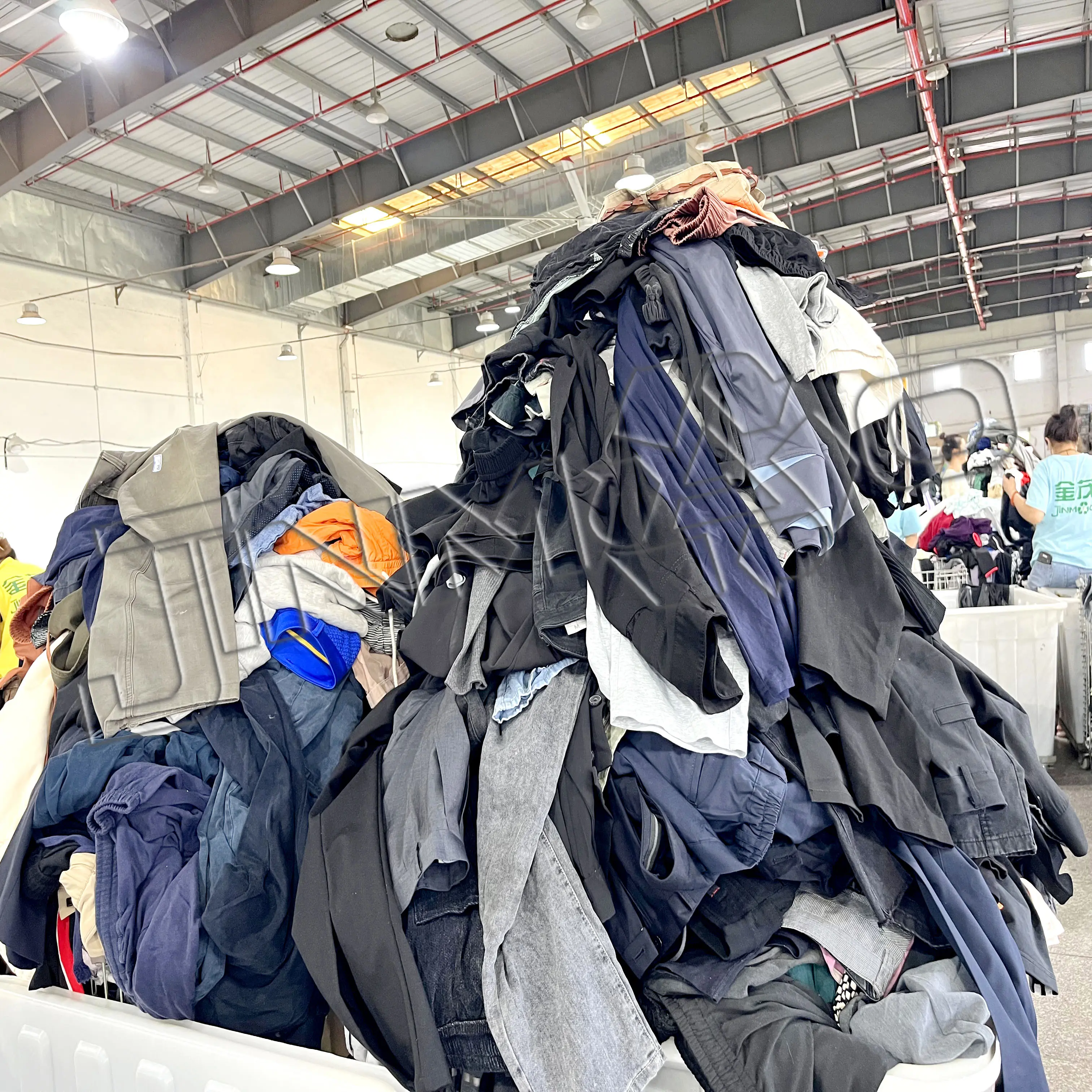 Bea cqs fabricante Jinmao fábrica estoque direto verão algodão camisa de manga curta roupas usadas para homens misturados grandes fardos