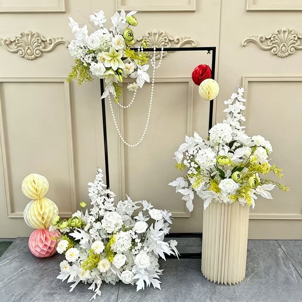 White green lily welcome 3-piece set-floral only