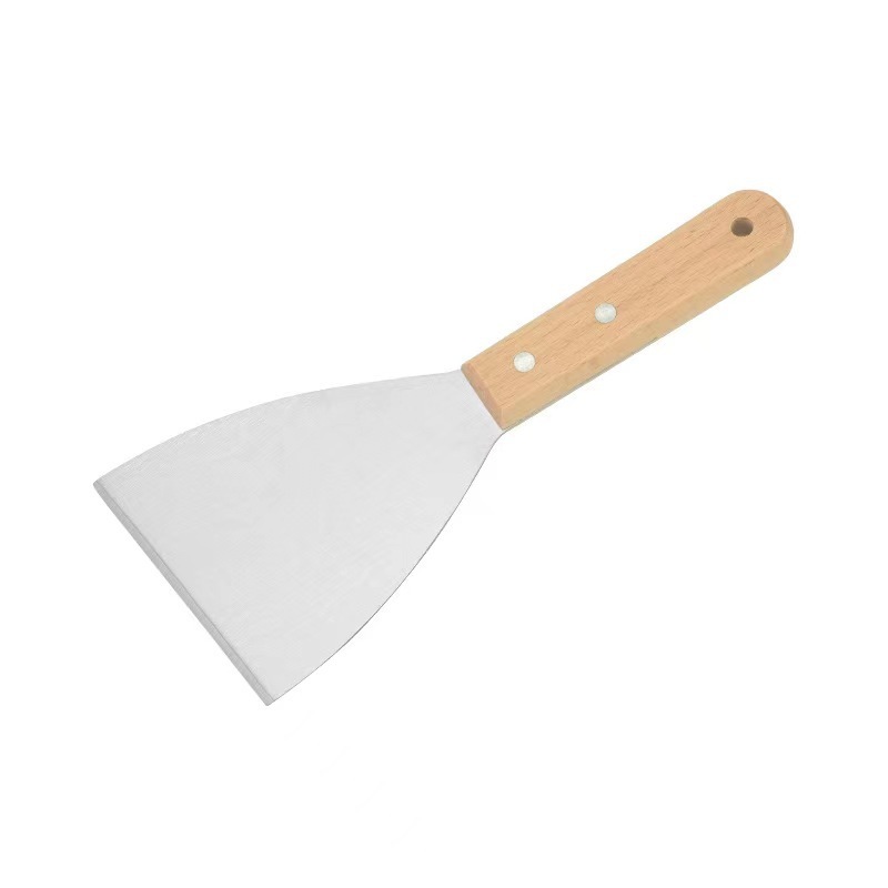 Pelle en bois à coupe oblique