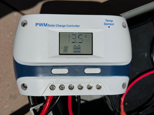 20 А PWM портальный Контроллер заряда солнечной батареи 12 В/24 В, интеллектуальный регулятор с USB-портом, ЖК-датчик температуры - Product Image 2