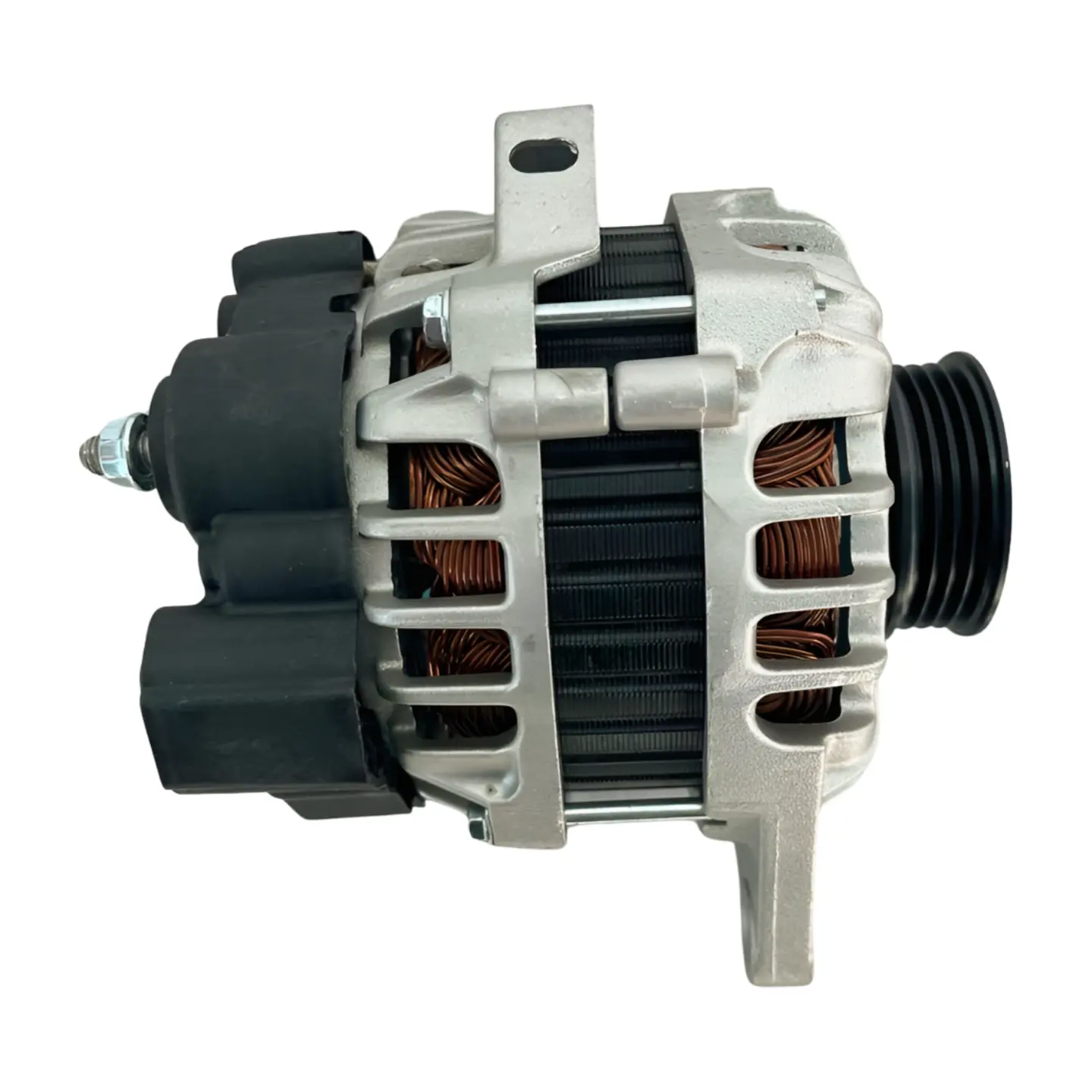 Venta al por mayor de nuevas características alternador de coche adecuado 37300-23650 generador de alternador de alto rendimiento Original para Kia Cerato