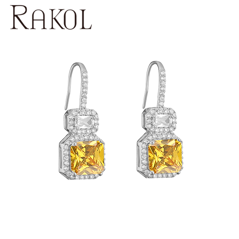 สีเหลืองสีขาว