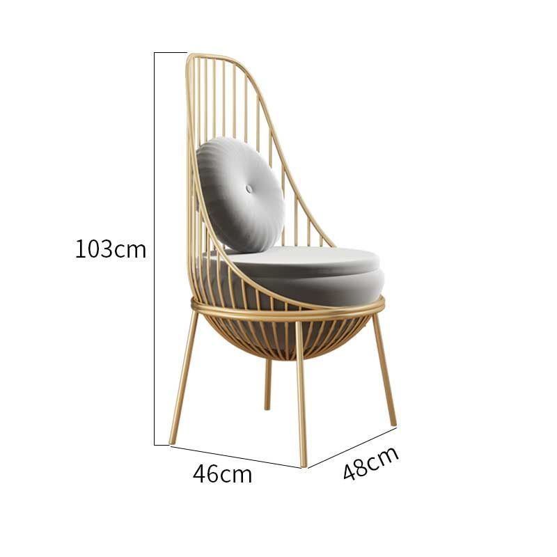 Chaise gris clair 2