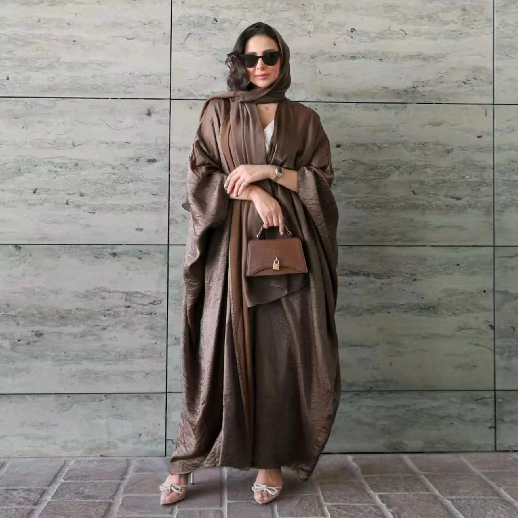 Nuevo cárdigan brillante y Kimono Abaya Dubai 2023 ropa musulmana tradicional Abaya para mujer vestido sólido modesto con Hijab