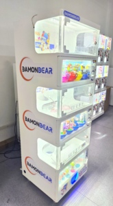 Машина WANGERBAO Gacha, Заводская таможенная трехпалубная машина Gashapon с монетоприемником, капсула гачапон, торговый автомат - Product Image 3