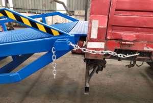 New 6-15 Ton <strong>Movable</strong> <strong>Dock</strong> Leveler and Ramp <strong>Container</strong> <strong>Loading</strong> <strong>Dock</strong> Leveler Yard Ramp for Truck for Retail Restaurant Industries - Product Image 5