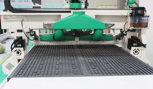 Fornitura di fabbrica di legno pannello mobile 3 assi Cnc macchina di nidificazione con caricamento automatico e scarico Router Cnc - Product Image 5