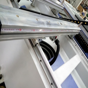 Enrutador CNC para cortar y perforar enrutadores de madera y maquinaria de carpintería con sistema de control DSP Descuento disponible
