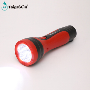 Linterna LED recargable para uso diario, nuevo diseño, hecho en China - Product Image 3