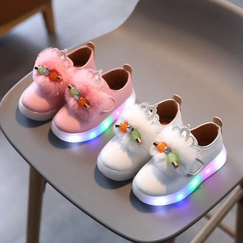 Sapatos infantis brancos de primavera e outono para meninos de 1 a 3 anos, sapatos flash de princesa coroa com sola macia