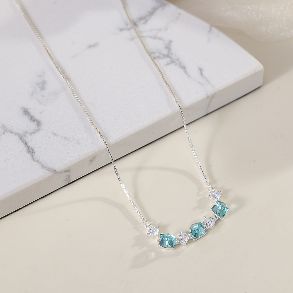 Collier de strass en cristal carré pour femme