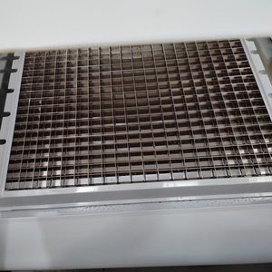 Máquina de cubitos de hielo en bloque de gran tamaño a precio bajo de fábrica de, 1000Kgs, personalización, 38*38*26mm, 30g por pieza, fabricante de cubitos de hielo - Product Image 5