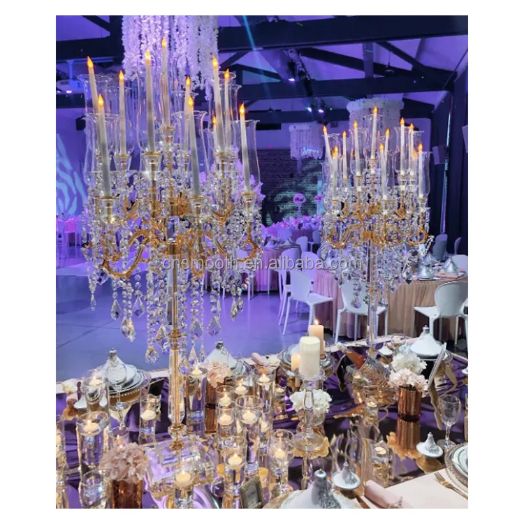 Candelabro alto de Metal y oro para boda, soporte de cristal acrílico de vidrio con gotas de cristal colgantes