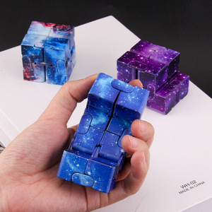 Popular <span class=keywords><strong>Cube</strong></span> New <span class=keywords><strong>Fidget</strong></span> <span class=keywords><strong>Cube</strong></span> <span class=keywords><strong>Toy</strong></span> Segunda geração Decompressed Brinquedos Venda quente Galaxy Infinity <span class=keywords><strong>Cube</strong></span>