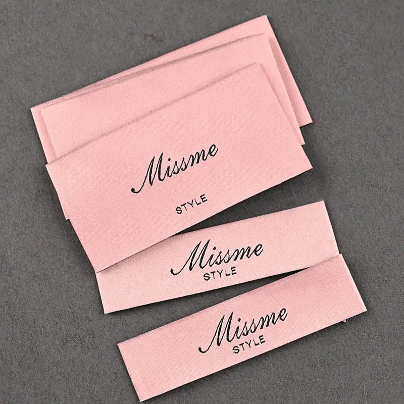 Free Design Service Folded Or Flat Sewing neck label Personalized Clothing Garment Tags Satin Woven Labels Custom