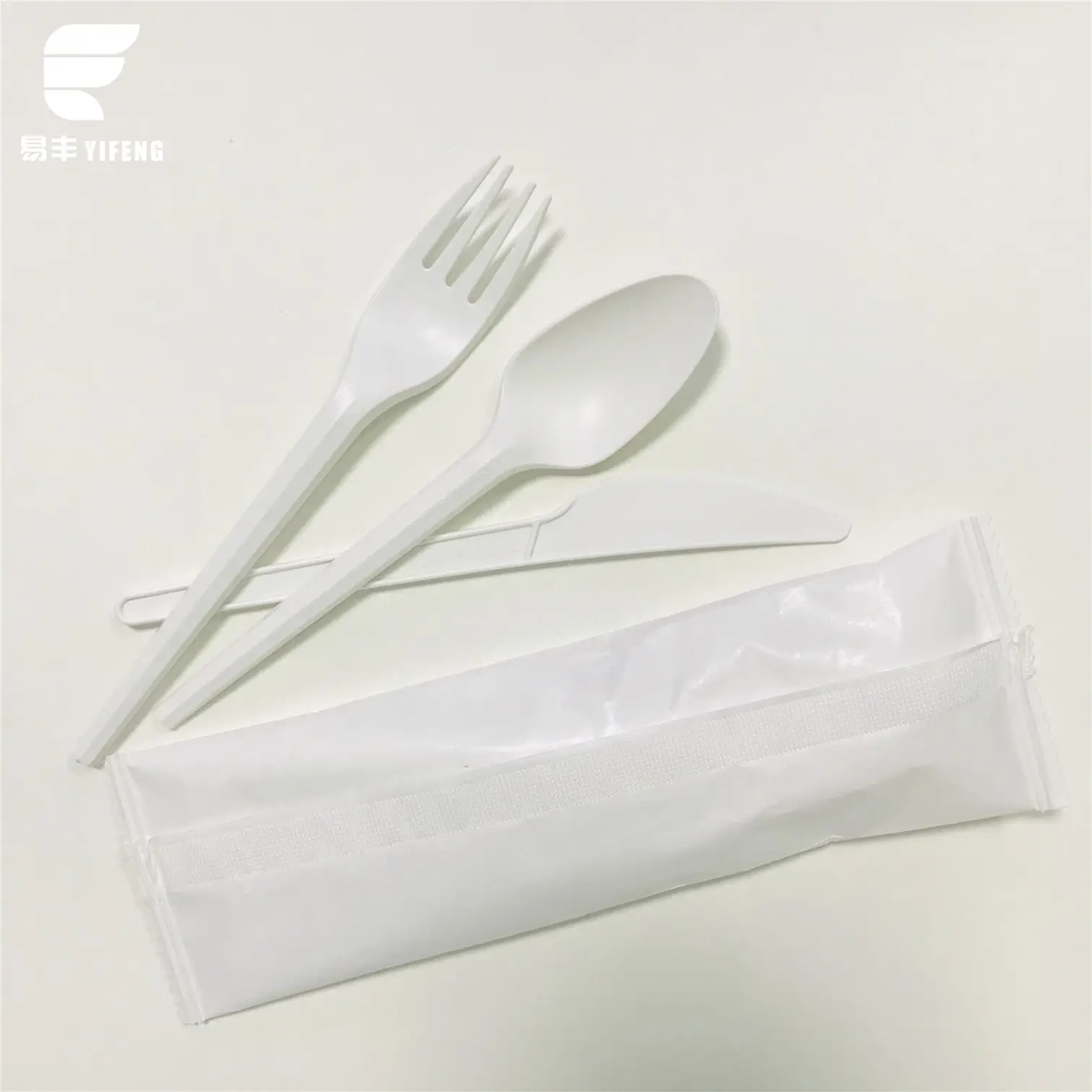 Biodegradable compostable PLA cutlery napkin meal kit for school