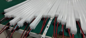 <span class=keywords><strong>LED</strong></span>シリコンフレキシブル<span class=keywords><strong>LED</strong></span>ネオンストリップライト