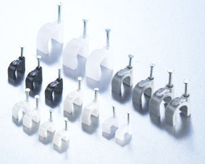 Factory Direct Großhandel Einzigartiges <span class=keywords><strong>Design</strong></span> Kunststoff Stahl Rundwand Kabel clips Flach kabel clips