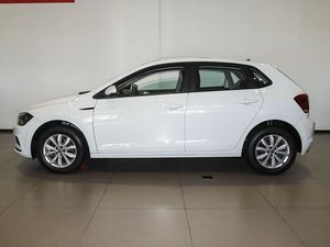 Volkswagens Polo2024新車自動版新品車Vw Poloガソリン車販売中