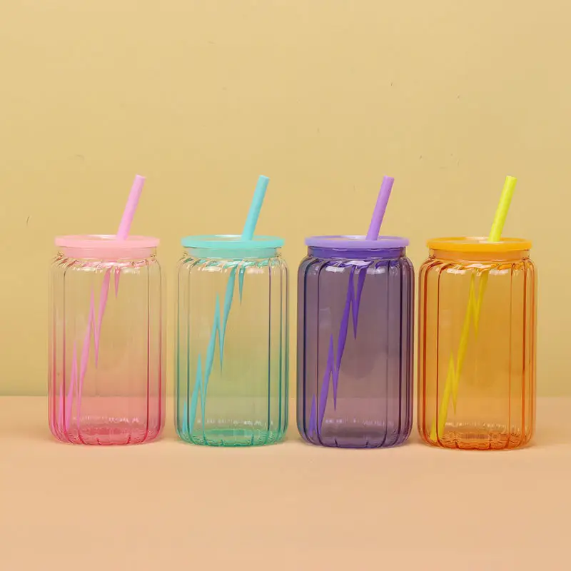Gradiente bicchieri colorati Mason Cup muratore bottiglia di acqua potabile 16oz sublimazione termica tazza di vetro con coperchio in plastica e paglia