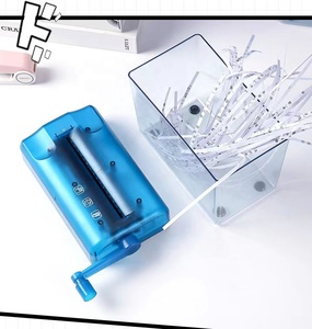 手動シュレッダーペーパーカッターマシン秘密の紙と領収書用のミニポータブルシュレッダー - Product Image 1