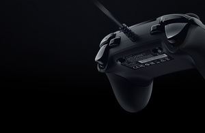 Razer Wolverine V2 Wired Gaming Controller for <strong>Xbox</strong> Series X - Product Image 4