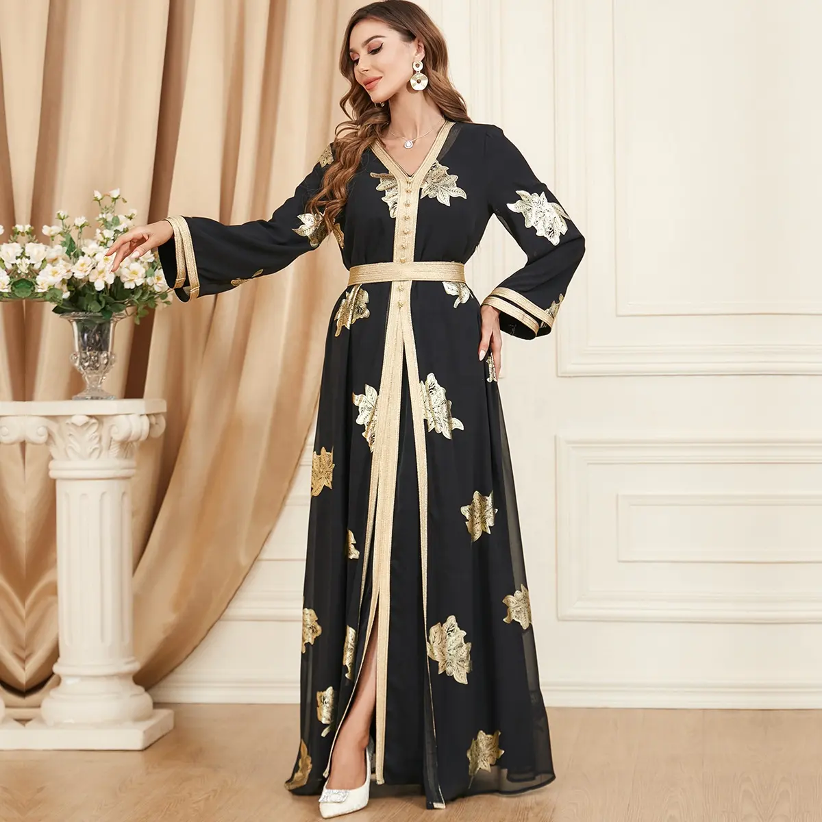 Hete Verkoop Midden-Oosten Arabië Dubai Lange 2022 Vrouwen Jurken Moslim Abaya Lange Jurk Moslim Mode Design Kant Baju Kurung