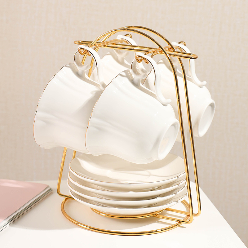 ชุดถ้วยและจานรอง 4 ชิ้น Lotus White