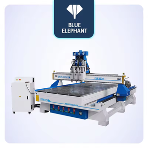 La mejor opción 1530 Multi Spindles ATC CNC Router con dispositivo giratorio para procesar pasamanos de escaleras - Product Image 2