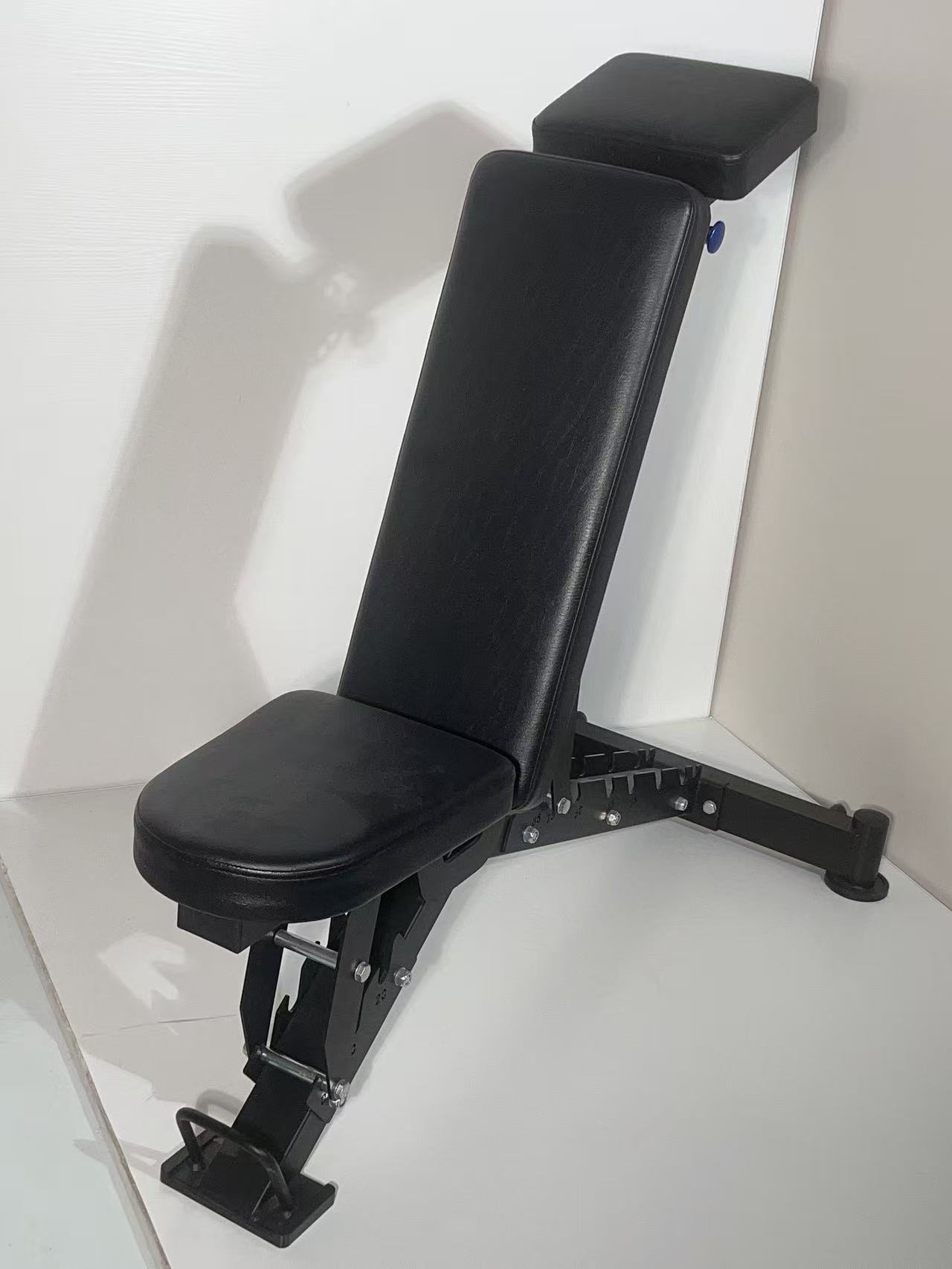 Noir UYLD-6039