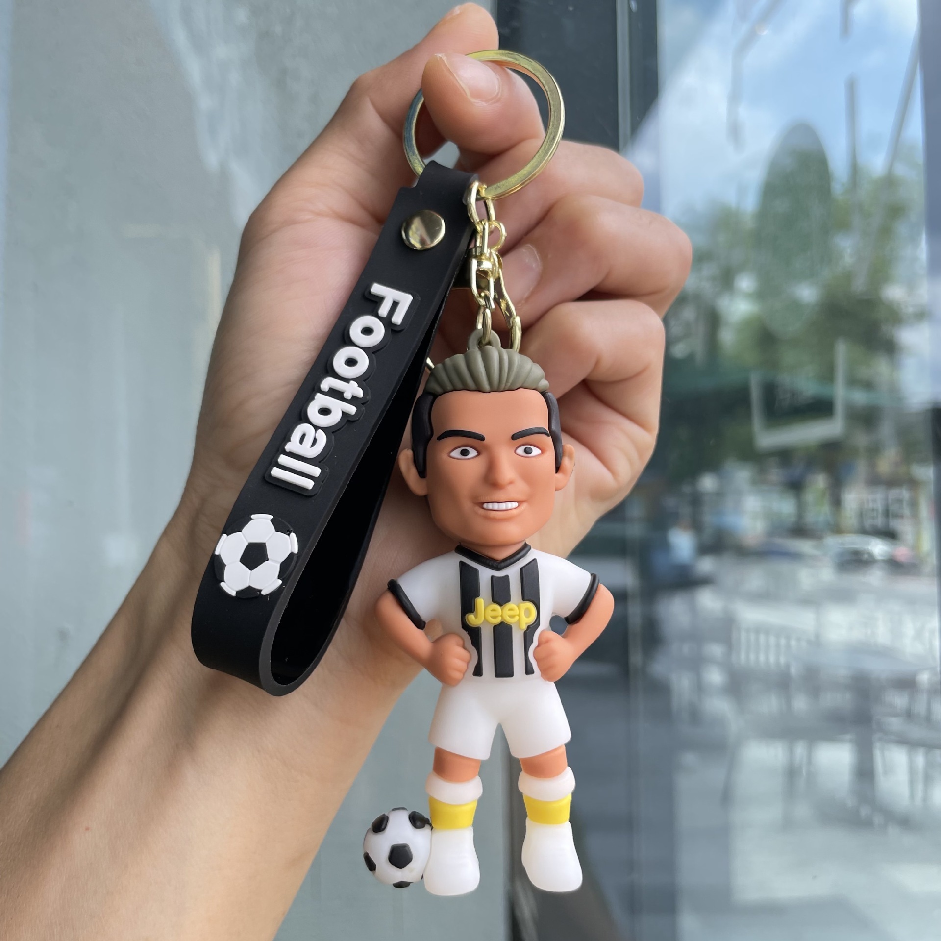 Cristiano Ronaldo de tercera generación blanco