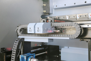 100T 3200 мм CNC пресс тормоз с 4 + 1 оси и DA-53TX контроллер - Product Image 4