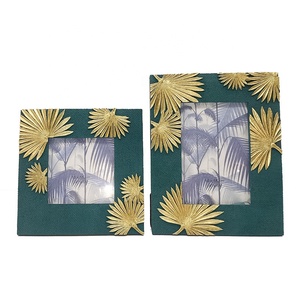 Amazon Bán Khung Ảnh Nhựa Resin Hiện Đại, Phong Cách Với Giá Vẽ Và Móc Treo Trang Trí Công Phu Cổ Điển Để Trưng Bày Mặt Bàn Và Tường - Product Image 3