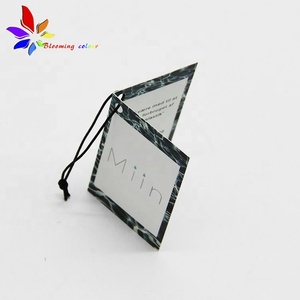 Vendor <strong>Custom</strong> <strong>Printed</strong> Logo Folded Paper <strong>Tag</strong> Garment Hang <strong>Tags</strong> With Elastic <strong>String</strong>