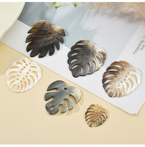 Pendentif Feuille En Nacreブラックタヒチアンマザーオブパールモンステラリーフチャーム