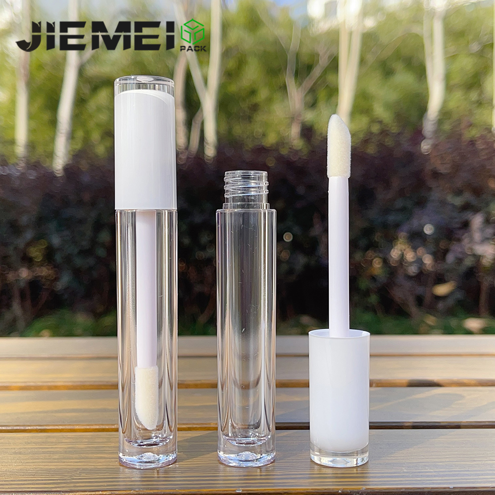 Blanc (avec grande brosse)