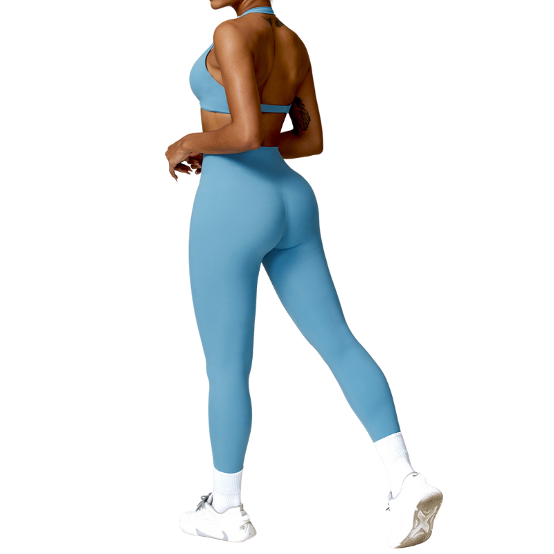 ชุดชั้นใน + กางเกงสีฟ้าอ่อน