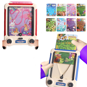 8 Maze Map Challenge Game Console Juguetes de rompecabezas para niños para desafiar el equilibrio y la capacidad de coordinación ocular Hecho de plástico duradero - Product Image 5