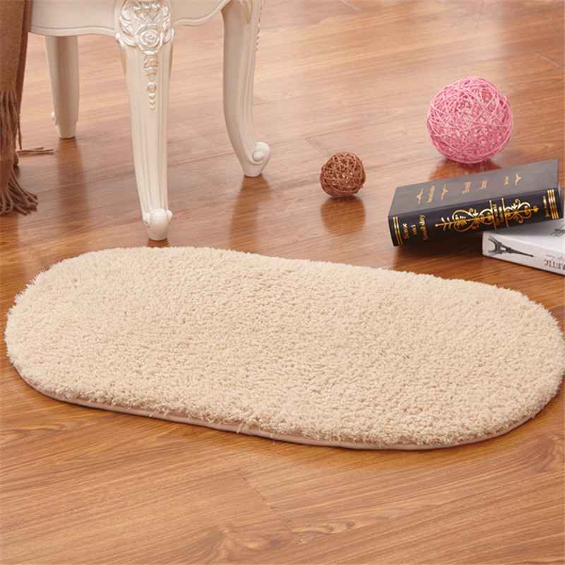 Light camel-colored lambskin oval