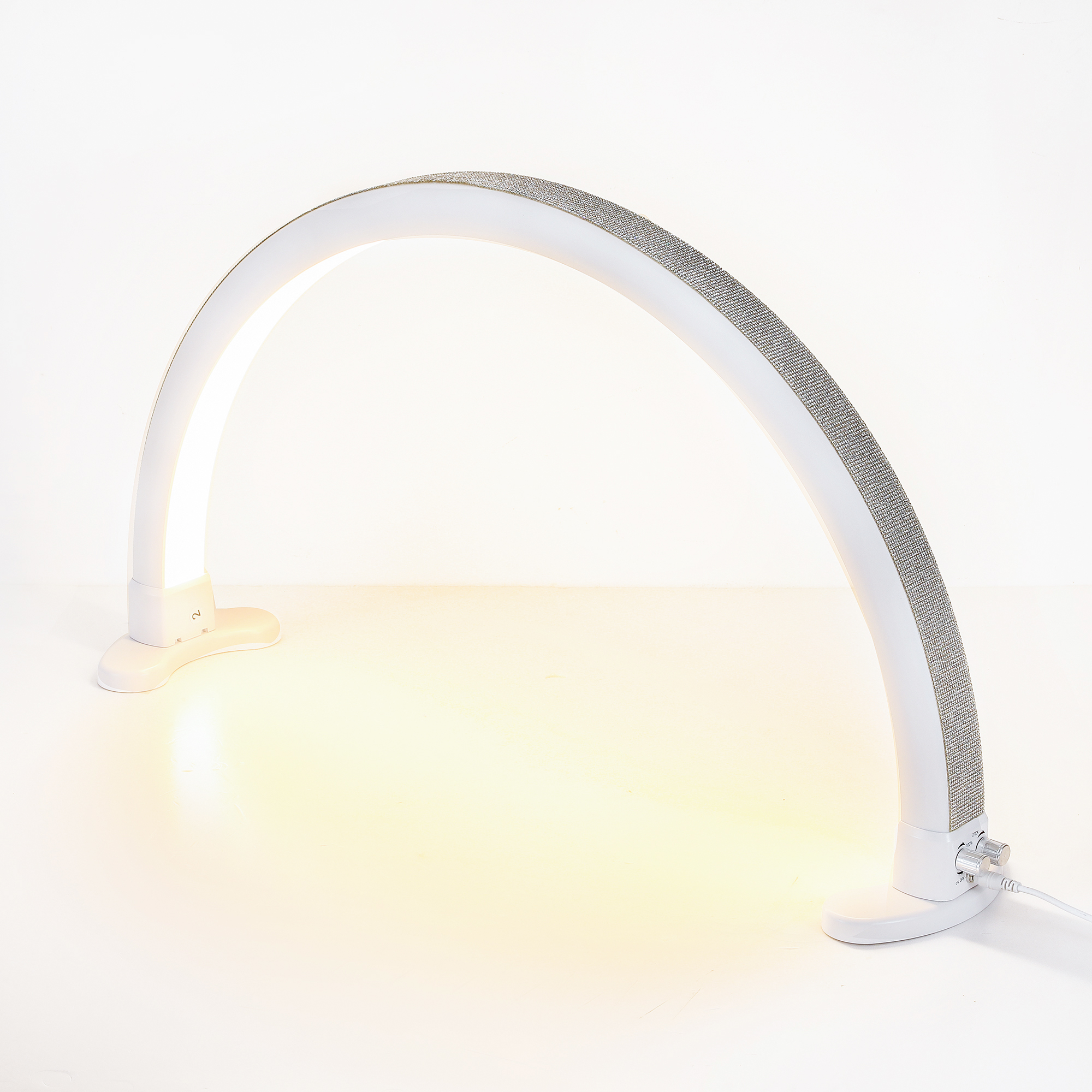 Blanc avec diamant 28''