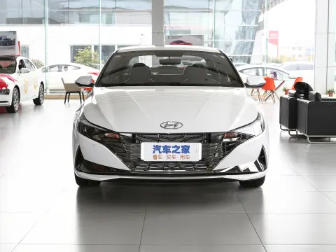 2022 Elantra 240TGDi DCT GLX Elite Edition CVT Sedan Gasolina barata Gasolina Coche nuevo