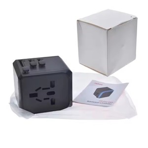 Yeni evrensel seyahat şarj adaptörü 3 USB 4 USB 1 tip-c dünya çapında seyahat dönüştürücü 3.5A çıkış 8A 250V ab abd AU İngiltere için - Product Image 5