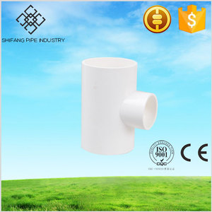 זול מחיר <span class=keywords><strong>PVC</strong></span> זכר הברגה מתאם, UPVC צנרת אשכול התאמת נקבה זכר מתאם