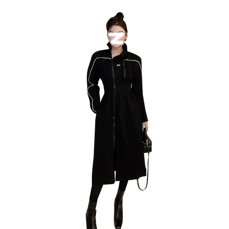 فستان أسود للنساء في الخريف والشتاء ، تنورة فرنسية جديدة بأكمام طويلة مع مخمل مضاف ، نصف ياقة عالية