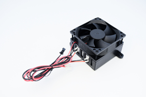 เครื่องทำความร้อนหม้อน้ำไฟฟ้า PTC องค์ประกอบความร้อน PTC พรีเมี่ยม
